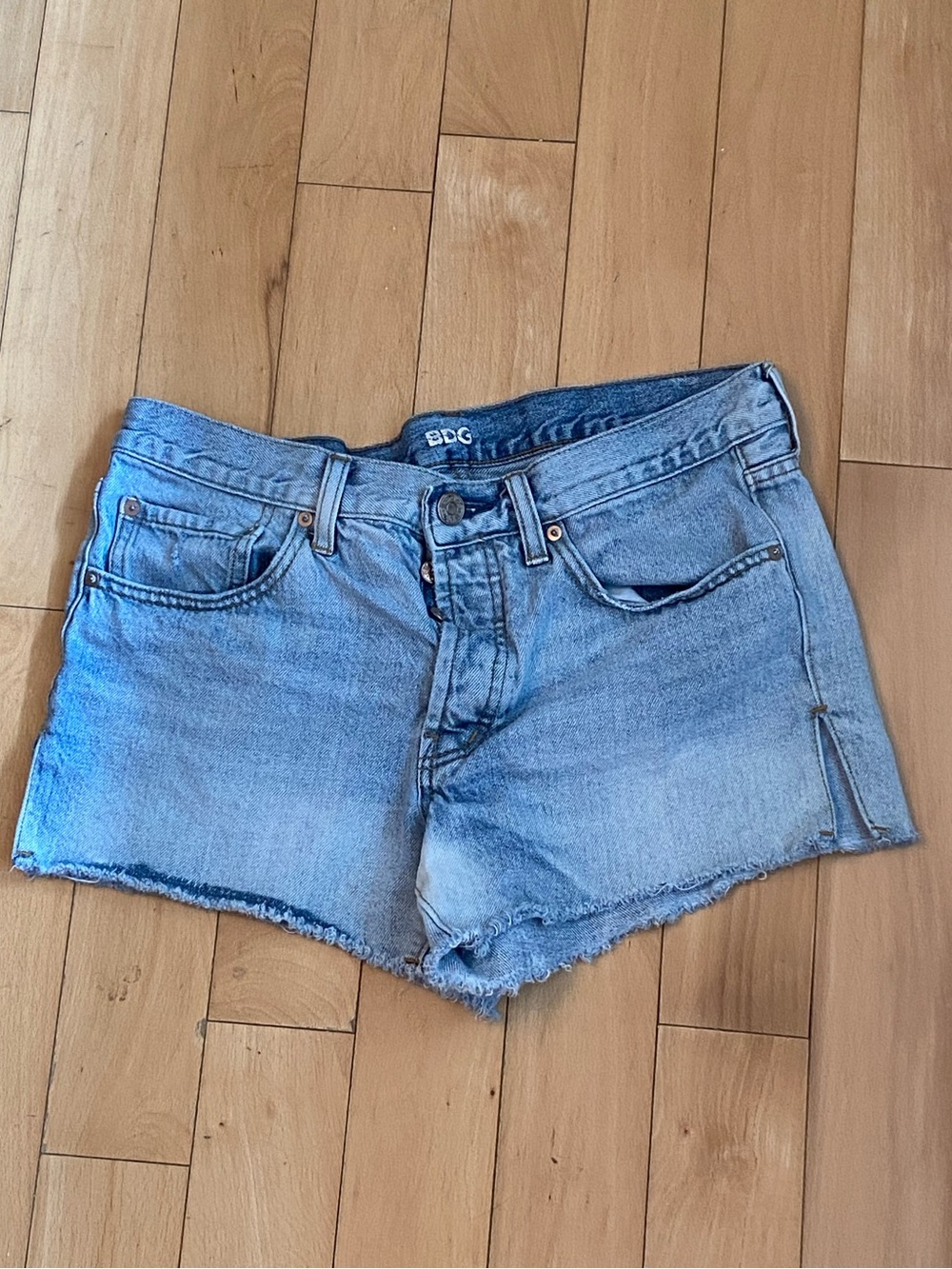 BDG Urban Outfitters Breezy Short 27W Cutoff Shorts Distressed Mid Rise
